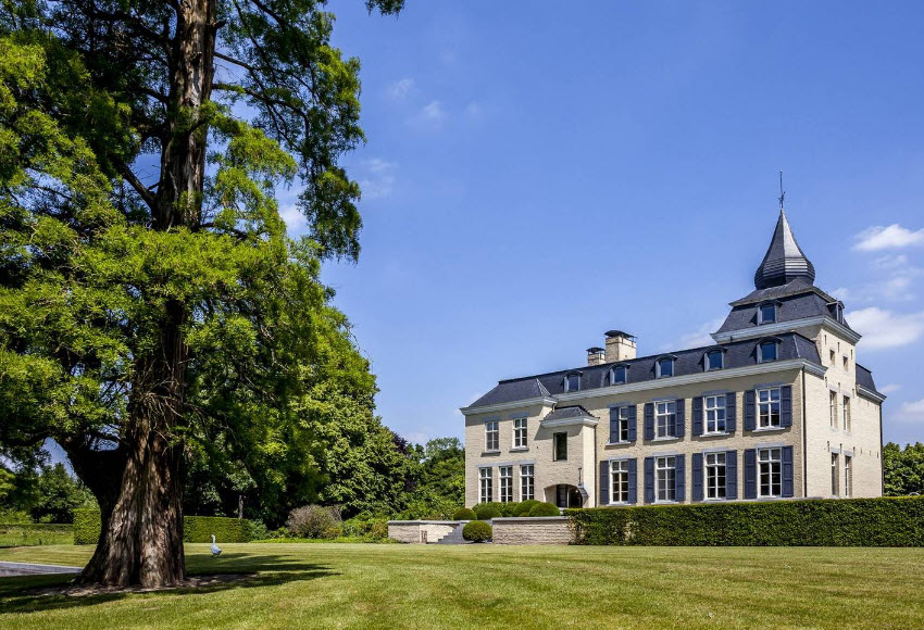Kasteel Van Heuseux, Belgium